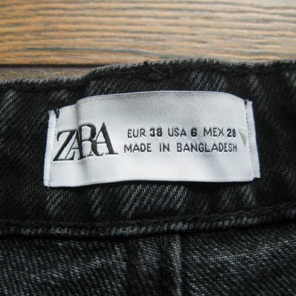 Zara denim shorts size 6 *GUC - Picture 7 of 7